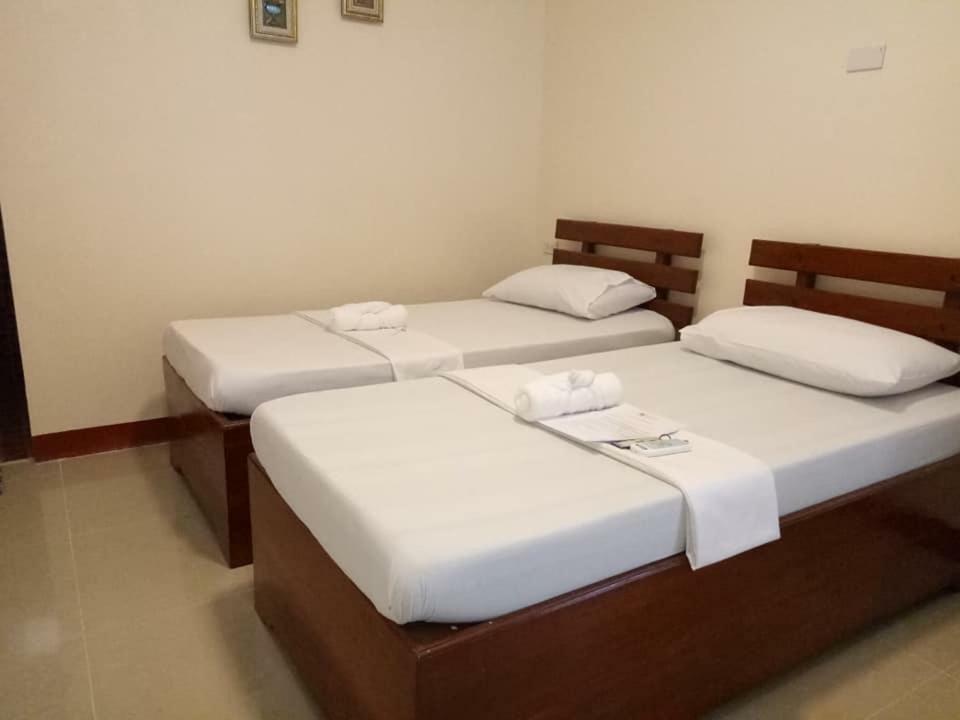 Aj Travellers Inn - Annex Manoc-Manoc Εξωτερικό φωτογραφία